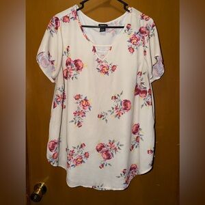 Torrid Floral Key Hole Blouse